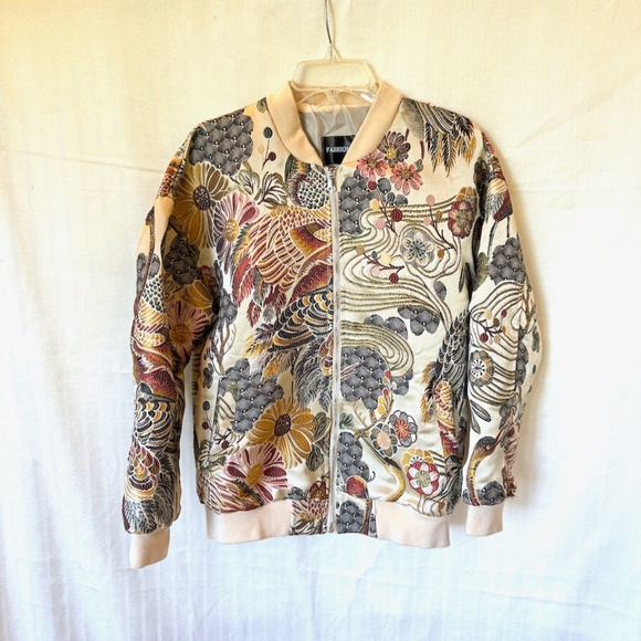 Japanese Brand Streetwear Embroidered Bomber Jacket with Pockets - Picture 2 of 11